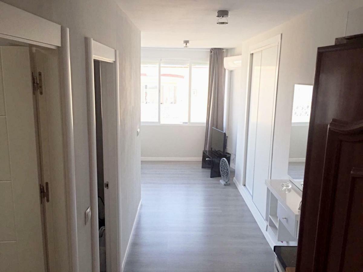Isabel Manoja Apartment Torremolinos Luaran gambar