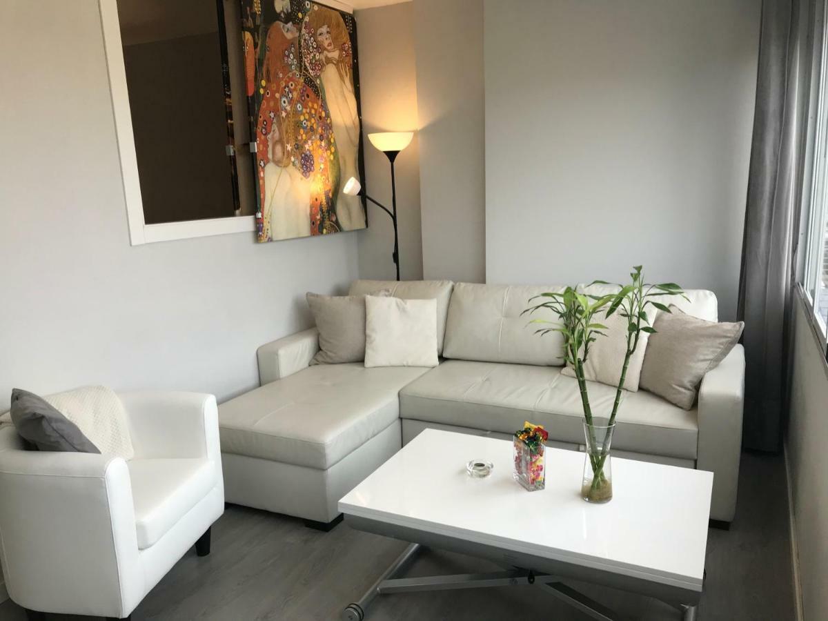 Isabel Manoja Apartment Torremolinos Luaran gambar
