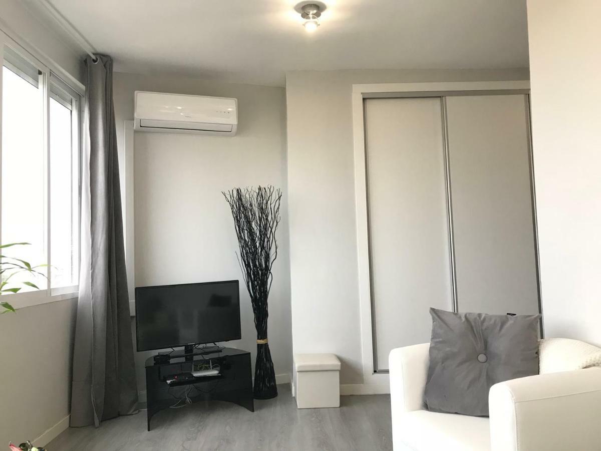Isabel Manoja Apartment Torremolinos Luaran gambar